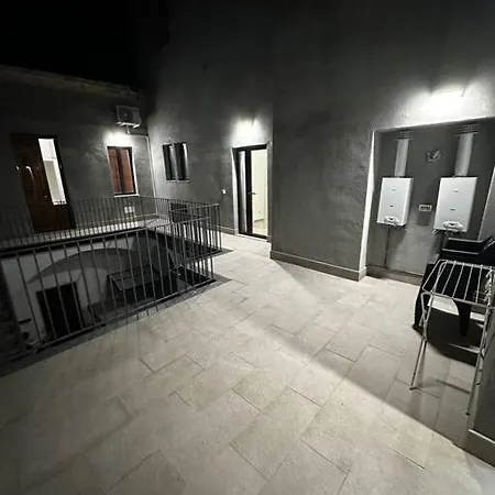 Casa Ginestra Di Palazzo Biondi * 기아레